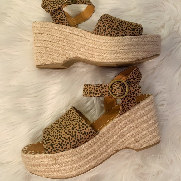 Universal Thread Shoes - Universal Threads Cheetah Espadrille Wedges